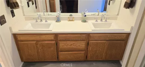 Bath - 509 Colbert Dr, Lompoc, CA 93436 photo 4 of 5