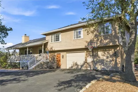 Exterior - 5680 High Rdg, Paso Robles, CA 93446 photo 6 of 30