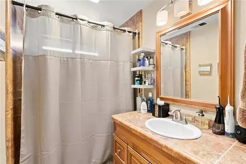 Bath - 5680 High Rdg, Paso Robles, CA 93446 photo 3 of 4