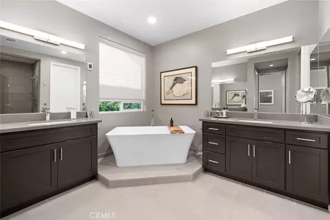 Bath - 1958 Eucalyptus Rd, Nipomo, CA 93444 photo 1 of 5