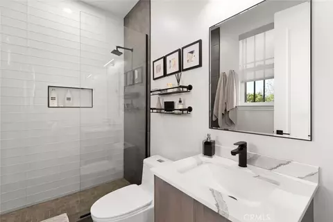 Bath - 1958 Eucalyptus Rd, Nipomo, CA 93444 photo 3 of 5