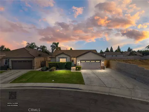 9213 Centennial Star Dr, Bakersfield, CA 93311
