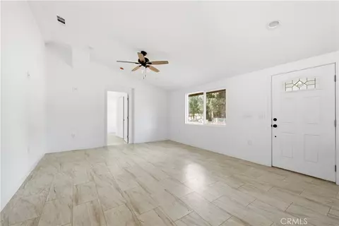 Living - 5345 Capistrano, Atascadero, CA 93422 photo 3 of 7