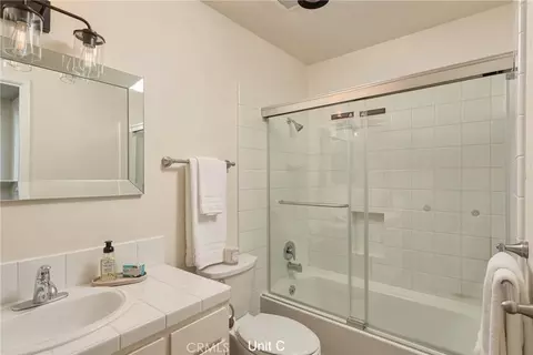 Bath - 1974 Nevada Ct, Los Osos, CA 93402 photo 5 of 8