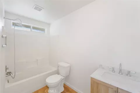 Bath - 2540 Campo Rd, Atascadero, CA 93422 photo 2 of 5