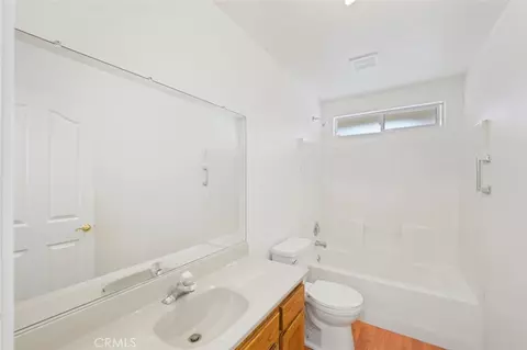Bath - 2540 Campo Rd, Atascadero, CA 93422 photo 1 of 5