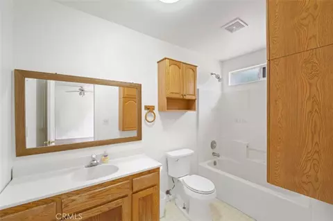 Bath - 2540 Campo Rd, Atascadero, CA 93422 photo 3 of 5