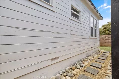 Exterior - 224 E 10th, Hanford, CA 93230 photo 4 of 13