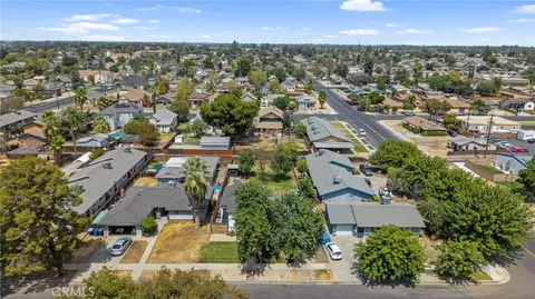 View/Area - 224 E 10th, Hanford, CA 93230 photo 4 of 5