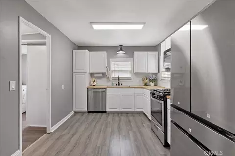 Kitchen - 224 E 10th, Hanford, CA 93230 photo 2 of 3