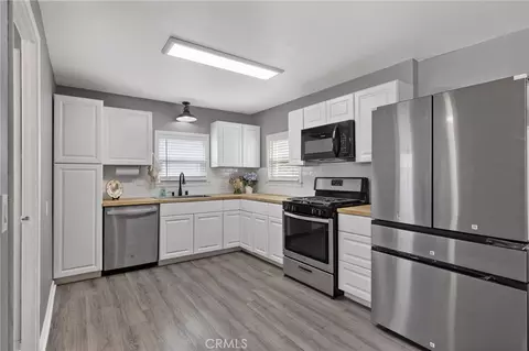 Kitchen - 224 E 10th, Hanford, CA 93230 photo 1 of 3