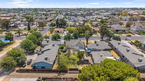 View/Area - 224 E 10th, Hanford, CA 93230 photo 2 of 5