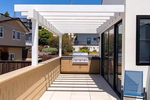 Exterior - 183 H St, Cayucos, CA 93430 photo 8 of 13