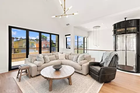 Living - 183 H St, Cayucos, CA 93430 photo 4 of 6