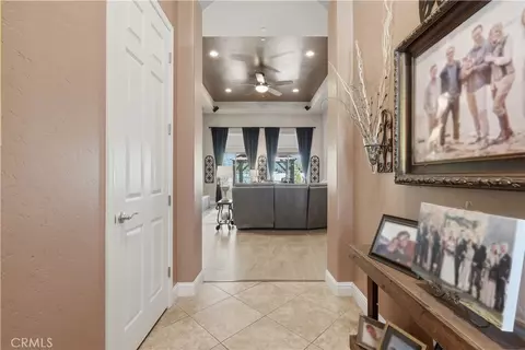 Entry Way - 1162 Paradise Loop, Lemoore, CA 93245 photo 2 of 5