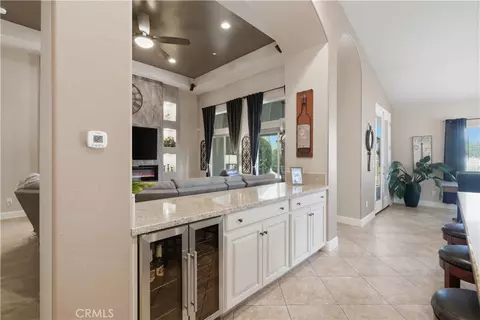 Entry Way - 1162 Paradise Loop, Lemoore, CA 93245 photo 4 of 5