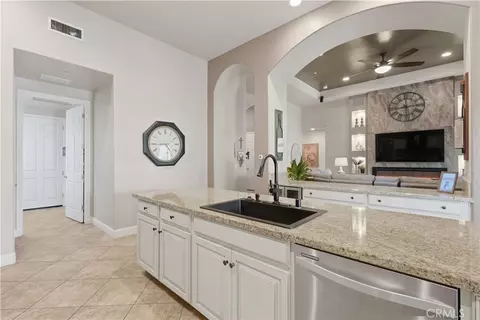 Kitchen - 1162 Paradise Loop, Lemoore, CA 93245 photo 7 of 7