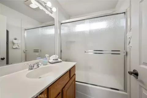 Bath - 33 23rd St, Cayucos, CA 93430 photo 2 of 5