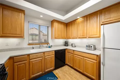 Kitchen - 33 23rd St, Cayucos, CA 93430 photo 2 of 3