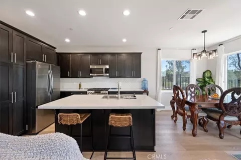 Kitchen - 200 Oak Hl, Lompoc, CA 93436 photo 1 of 3