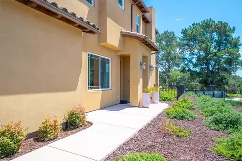 Exterior - 200 Oak Hl, Lompoc, CA 93436 photo 2 of 10