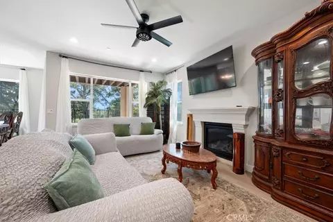 Living - 200 Oak Hl, Lompoc, CA 93436 photo 1 of 1