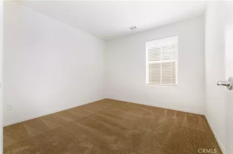 Bedroom - 20509 Hazelnut Ct, Saugus, CA 91350 photo 4 of 5