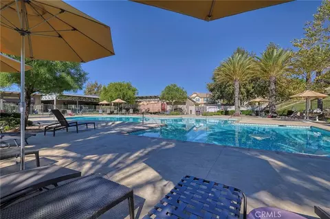 Exterior - 20509 Hazelnut Ct, Saugus, CA 91350 photo 5 of 7