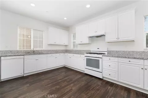 Kitchen - 20509 Hazelnut Ct, Saugus, CA 91350 photo 1 of 1