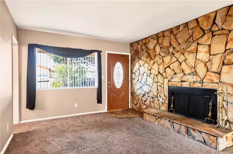 Living - 1327 17th, Oceano, CA 93445 photo 3 of 4
