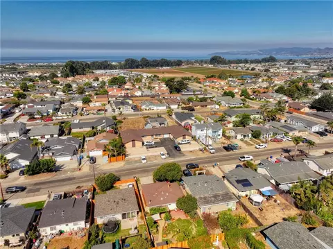 View/Area - 1327 17th, Oceano, CA 93445 photo 3 of 5