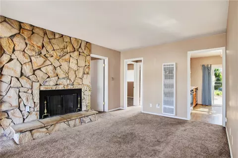 Living - 1327 17th, Oceano, CA 93445 photo 2 of 4