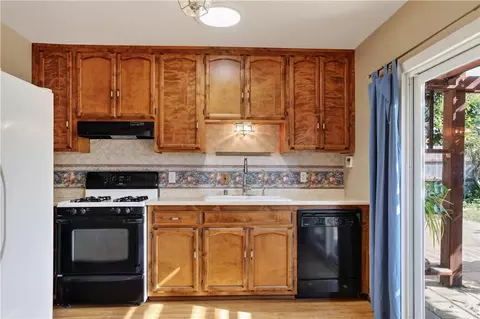 Kitchen - 1327 17th, Oceano, CA 93445 photo 4 of 4