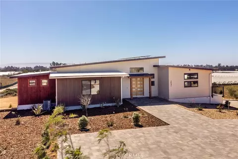 2045 Westhampton Dr, Arroyo Grande, CA 93420