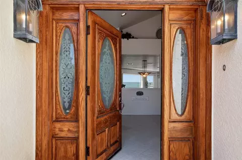 Entry Way - 900 Pacific, Cayucos, CA 93430 photo 1 of 9