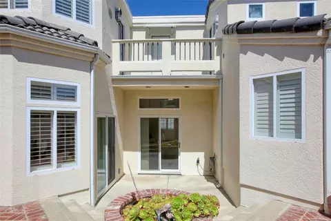 Exterior - 900 Pacific, Cayucos, CA 93430 photo 3 of 12