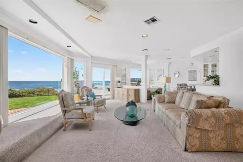 Living - 900 Pacific, Cayucos, CA 93430 photo 2 of 8