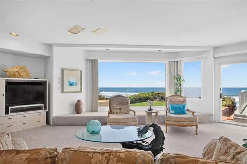 Living - 900 Pacific, Cayucos, CA 93430 photo 3 of 8