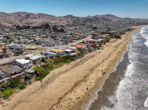 View/Area - 900 Pacific, Cayucos, CA 93430 photo 7 of 11