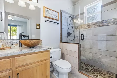 Bath - 826 Oxen, Paso Robles, CA 93446 photo 3 of 5