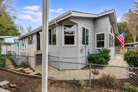 51 Quinta Ct, Paso Robles, CA 93446 photo 4