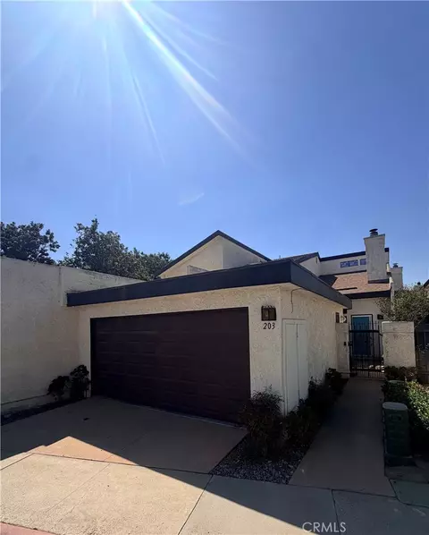 203 Knights, Santa Maria, CA 93454