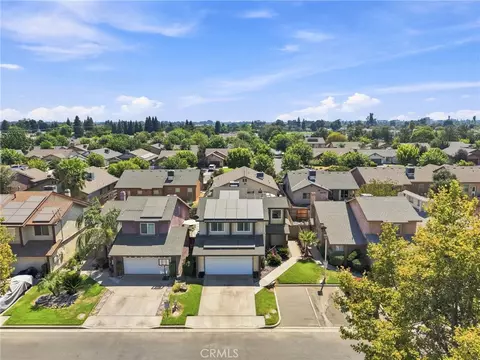 View/Area - 1143 E Ferguson, Visalia, CA 93292 photo 2 of 9