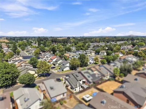 View/Area - 1143 E Ferguson, Visalia, CA 93292 photo 7 of 9