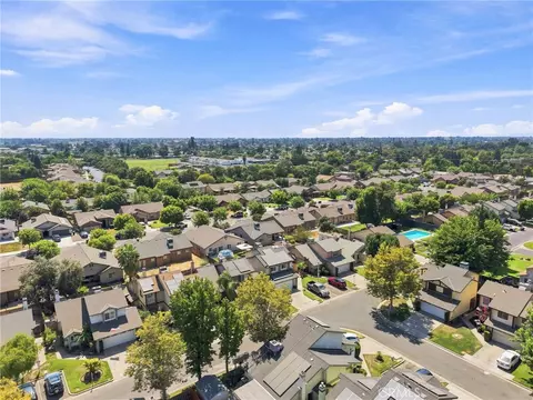 View/Area - 1143 E Ferguson, Visalia, CA 93292 photo 4 of 9