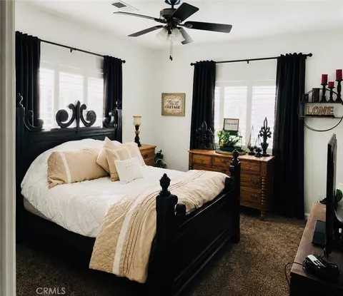 Bedroom - 11322 Stroke Cutters, Taft, CA 93268 photo 2 of 4
