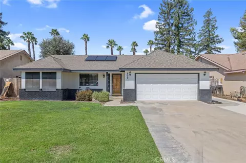 209 S Atwood Ct, Visalia, CA 93291