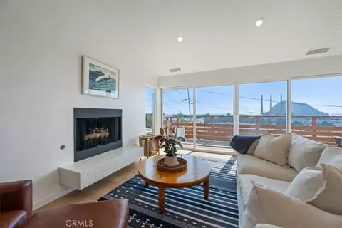 Living - 1378 Berwick, Morro Bay, CA 93442 photo 3 of 4