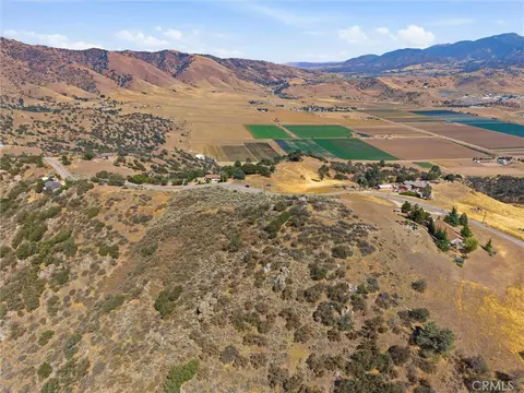 26541 Skyline Dr, Tehachapi, CA 93561 photo 8