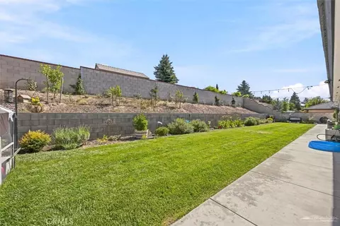 Exterior - 410 Rosehaven, Tehachapi, CA 93561 photo 5 of 5